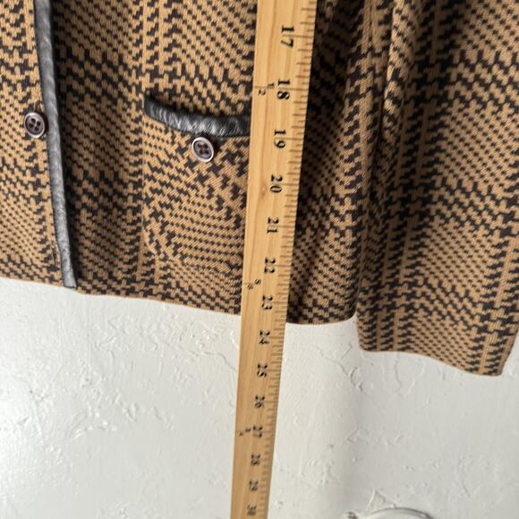 Pendleton Sweater Medium Brown Black Plaid Wool Leather Trim Petite Equestrian - Picture 5 of 8